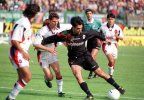 Serie_A_1998-99_-_Venezia_vs_Cagliari_-_Álvaro_Recoba (1).jpg