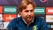 valery-karpin-has-extended-his-contract-with-the-football-rostov-for-5-years.jpg